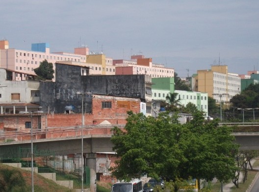 A produção do urbano que segrega o cotidiano das moradoras do Conjunto Habitacional