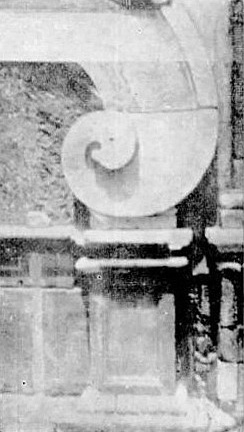 Processo de restauro nas volutas laterais, Ouro Preto MG, sem data