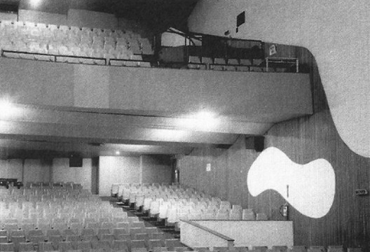 Cine Teatro Ouro Verde, interior anos antes do incêndio, Londrina, arquitetos Vilanova Artigas e Carlos Cascaldi