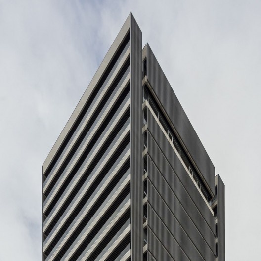 Torre Ambassador, Santa Cruz de la Sierra, 2017. Arquitetos Jorge Gambini e Hans Kenning / Enciam Arquitectura, Hans Kenning arquitectos