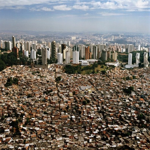 Tecido urbano esgarçado