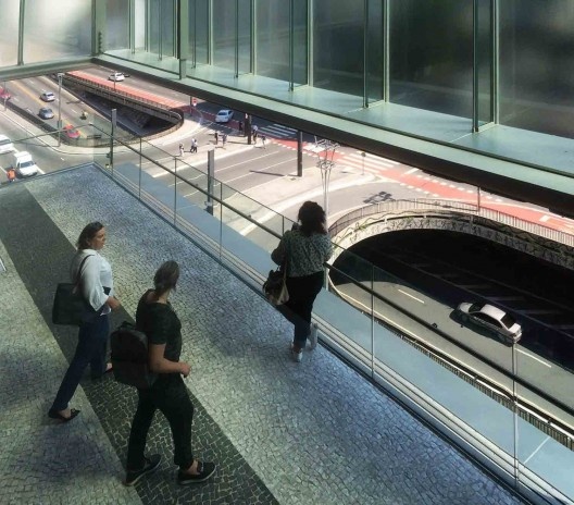 Instituto Moreira Salles, térreo elevado, São Paulo, 2017. Arquitetos Vinicius Andrade e Marcelo Morettin