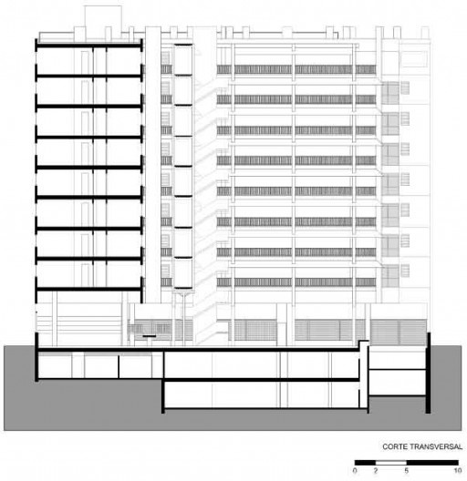 Edifício em Vallecas, corte NE-SW