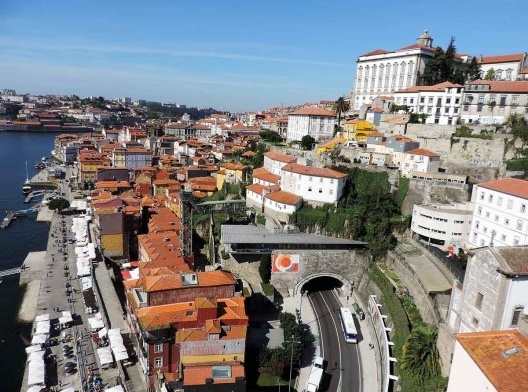 Porto, Ribeira do rio Douro e Barredo, vistos do Ascensor da Ribeira