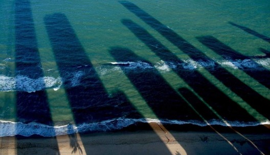 Cena de “Um Lugar ao Sol”, filme de Gabriel Mascaro