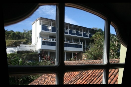 Grande Hotel, de Oscar Niemeyer, visto da Casa do Conto, Ouro Preto MG