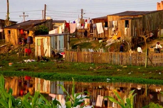 3. Infravivienda de la ciudad de Pelotas/Brasil
