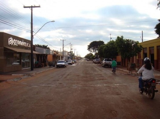 Avenida central de Angélica MS
