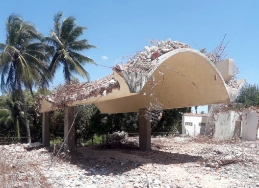 Demolição do CTEM do Sesi Barra do Ceará