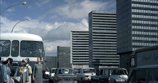 A (pós-)modernidade arquitetônica segundo Jacques Tati