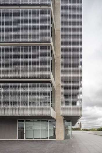 Torre Ambassador, Santa Cruz de la Sierra, 2017. Arquitetos Jorge Gambini e Hans Kenning / Enciam Arquitectura, Hans Kenning arquitectos