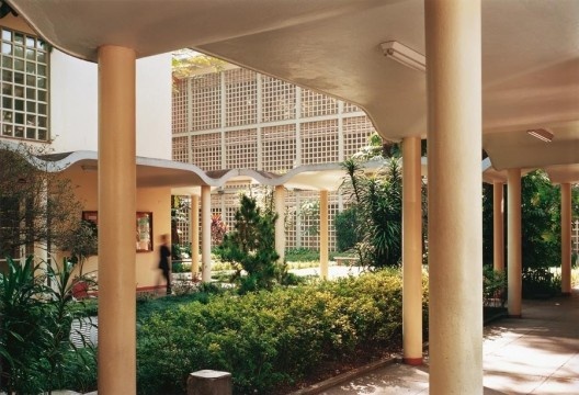 Instituto Sedes Sapientiae, São Paulo, 1940-1942. Arquiteto Rino Levi
