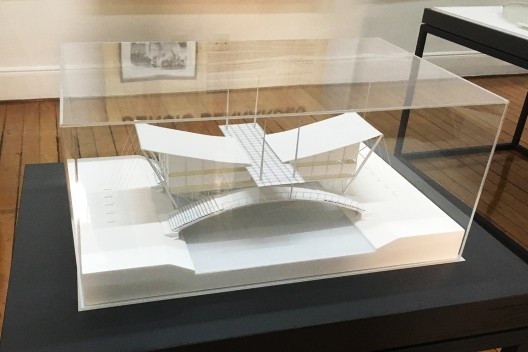 Exposição Três Pavilhões de Sérgio Bernardes, curadoria de Abilio Guerra e Fausto Sombra