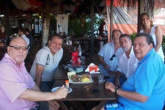 Daniel Amor almoçando com Jorge Hereda (presidente da Caixa), Zezeu Ribeiro (Secretário de Planejamento da Bahia) e Paulo Afonso Costa