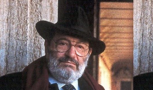 Umberto Eco (Alexandria, Itália, 5 de janeiro de 1932 – 19 de fevereiro de 2016, Milão, Itália)