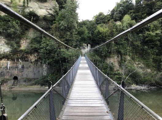 Passerelle de Neigles, 1998