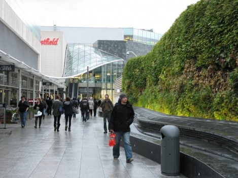 Muro verde do Wesfield Shopping Center