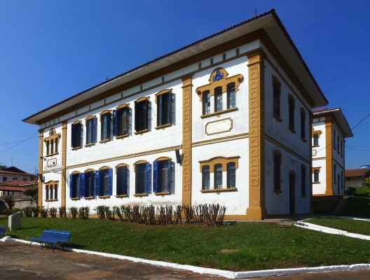 Asilos e preventórios