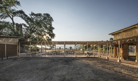 Centro de Cultura y Ecología Quiané, Santa Catarina Quiané, Oaxaca, México, 2020. Atarraya Taller de Arquitectura; DesignBuild Studio; Universidad de Ciencias Aplicadas de Múnich; Frente por la Defensa de la Tierra; Comunidad de Santa Catarina Quiané y Ca