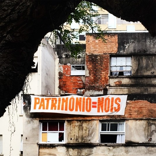 Ocupação 9 de Julho em antigo edifício abandonado e fechado de propriedade do INSS