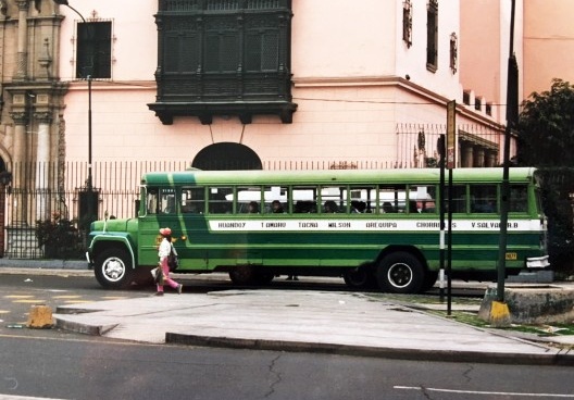 Ônibus comum em Lima 1998