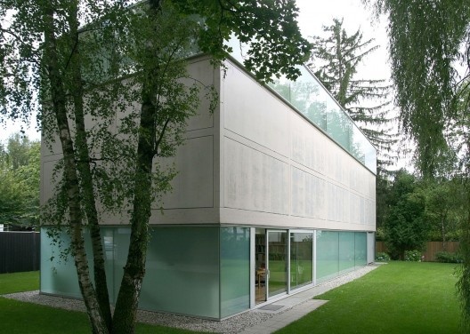 Evolução do partido arquitetônico e estilístico de Herzog & de Meuron. Goetz Gallery (Munique, 1992)