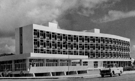 Hotel Reis Magos, vista geral, Natal. Arquitetos Waldecy Pinto, Antônio Didier e Renato Torres