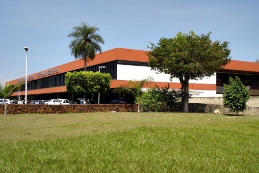 Rodoviária de Cuiabá, 1979. Arq. Ercílio G. de Souza, Moacyr Freitas e Paulo Mendes da Rocha
