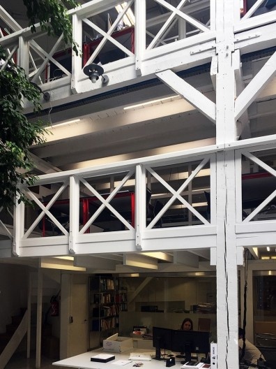 Espaços de trabalho no edifício-estufa revitalizado