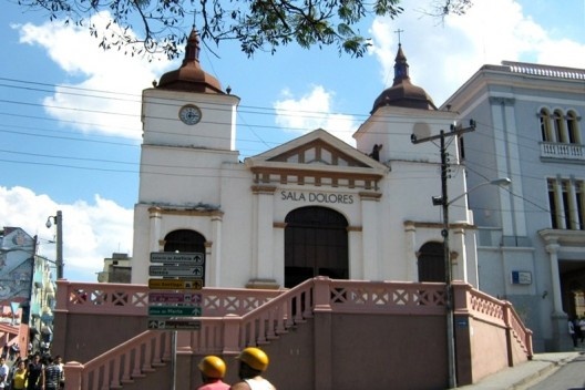 Fachada principal de la Iglesia Nuestra Señora de los Dolores