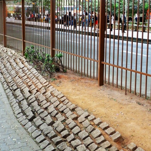 Núcleo de Arquitetura, Terminal de ônibus Lapa, São Paulo, 2003