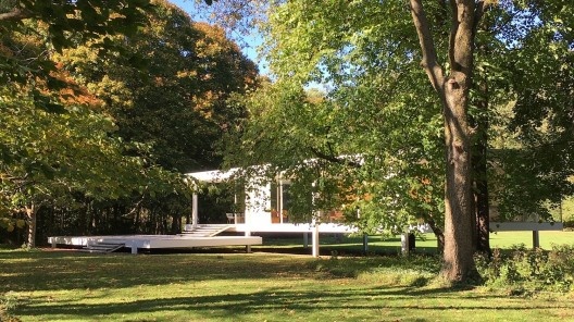 Casa Edith Farnsworth, Plano, Illinois, Estados Unidos. Arquiteto Ludwig Mies van der Rohe, 1951