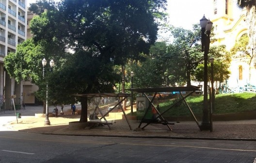 Pontos de ônibus na borda do Largo do Paissandú, 2018