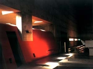 Iluminação e arquitetura: sua evolução através do tempo