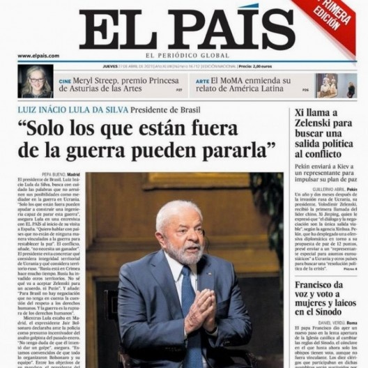 Capa do jornal espanhol El País, detalhe, 27 abr. 2023
