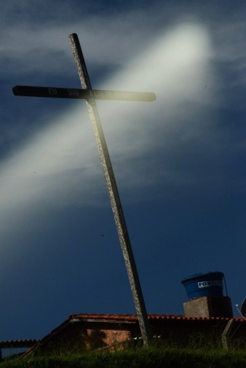 Cruzeiro na comunidade de Recreio