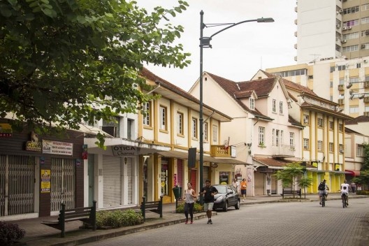 Blumenau. Rua XV de Novembro. Detalhe do conjunto arquitetônico