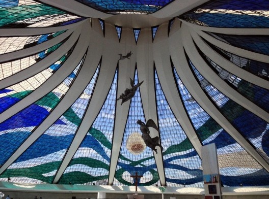 Catedral Metropolitana, Brasília. Arquiteto Oscar Niemeyer