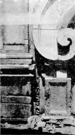 Processo de restauro nas volutas laterais, Ouro Preto MG, sem data