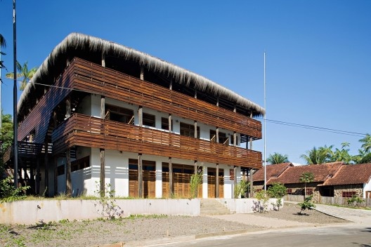 Instituto Socioambiental – ISA, São Gabriel da Cachoeira AM, 2006, escritório Brasil Arquitetura