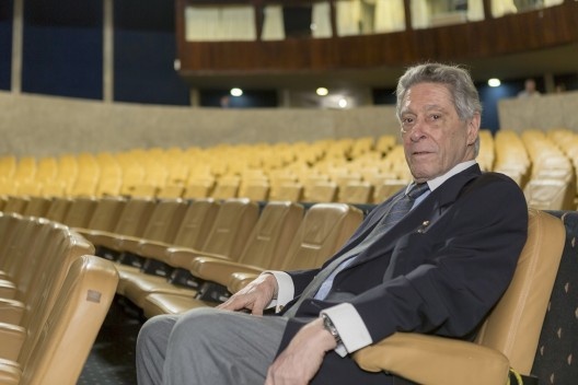 Pedro Paulo de Melo Saraiva no auditório da Esaf – Escola de Administração Fazendária, Brasília, 1973