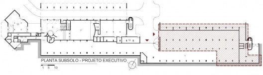 Centro Administrativo de Uberlândia, planta subsolo Executivo, Uberlândia MG Brasil, 1993. Arquitetos Acácio Gil Borsoi, Janete Costa, Milton Leite Ribeiro, Marco Antônio Borsoi e Rosa Maria Chagas Aroucha / Milton Leite Arquitetos