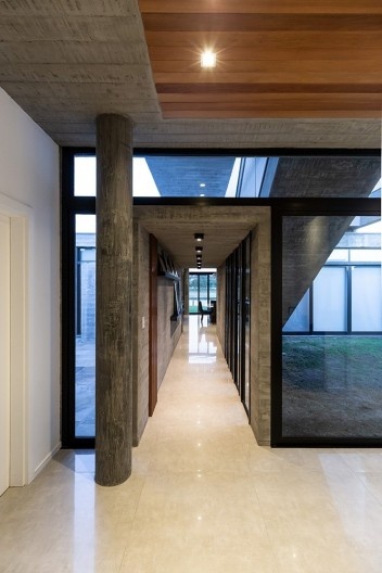 Casa TR1215, Porto Alegre RS Brasil, 2019. Arquitetos Diego Brasil e Anderson Calvi / BR3 Arquitetos