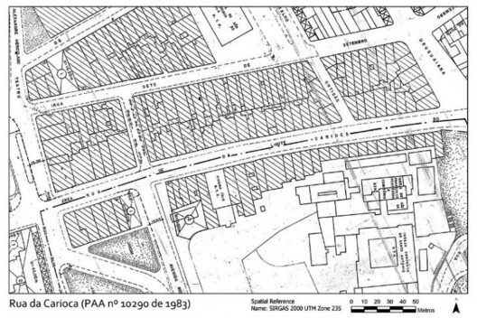 Rua da Carioca (PAA nº 9091 de 1972 e nº 10290 de 1983). No lugar dos lotes demolidos, encontra-se a rua do Verde