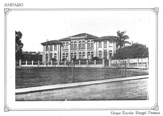 Exemplo de Grupo Escolar de Grandes dimensões construído no interior de São Paulo na década de 1910, atual Rangel Pestana em Amparo