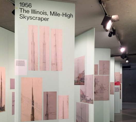Mile-High Skyscraper, Chicago, Illinois, 1956, Frank Lloyd Wright, mostra “The Human Insect: Antenna Architectures 1887-2017”