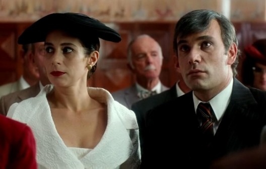 Cena do filme Chatô, o Rei do Brasil, direção de Guilherme Fontes