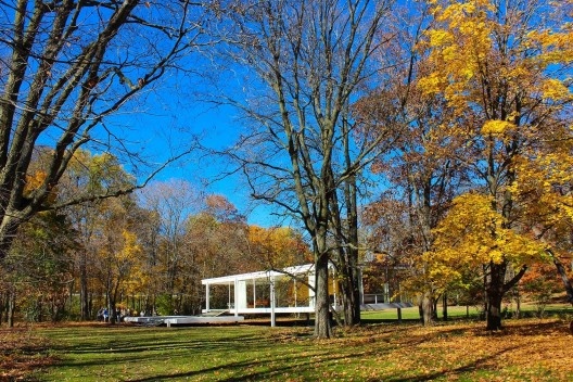 Vista de aproximação à Farnsworth House