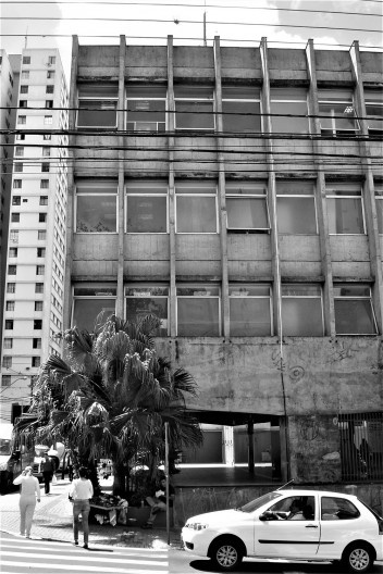 Instituto da Previdência do Estado em Londrina PR Brasil, fachada Sul
