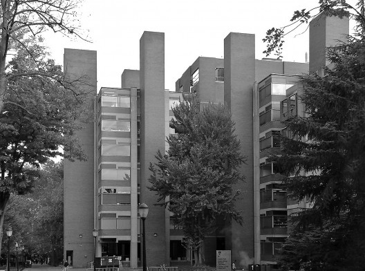 Laboratórios Richards, Filadelfia, 1957-1961. Arquiteto Louis Kahn